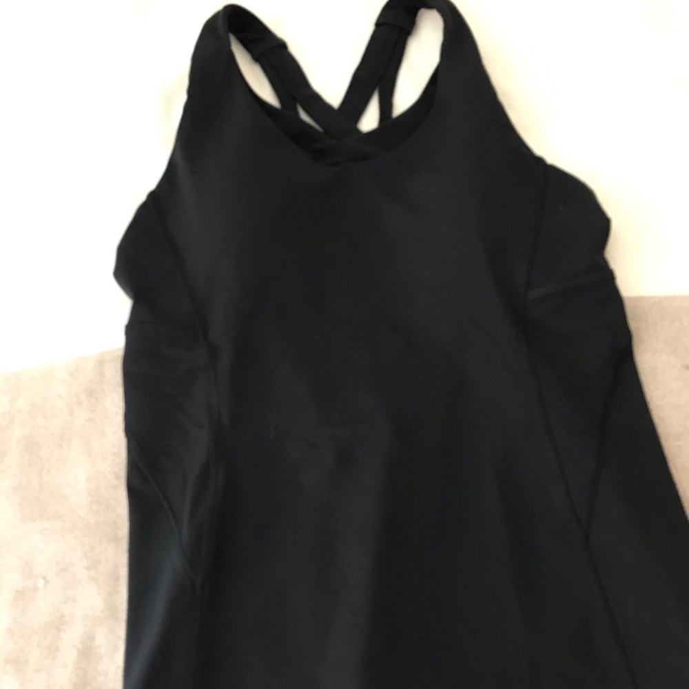 Lululemon top